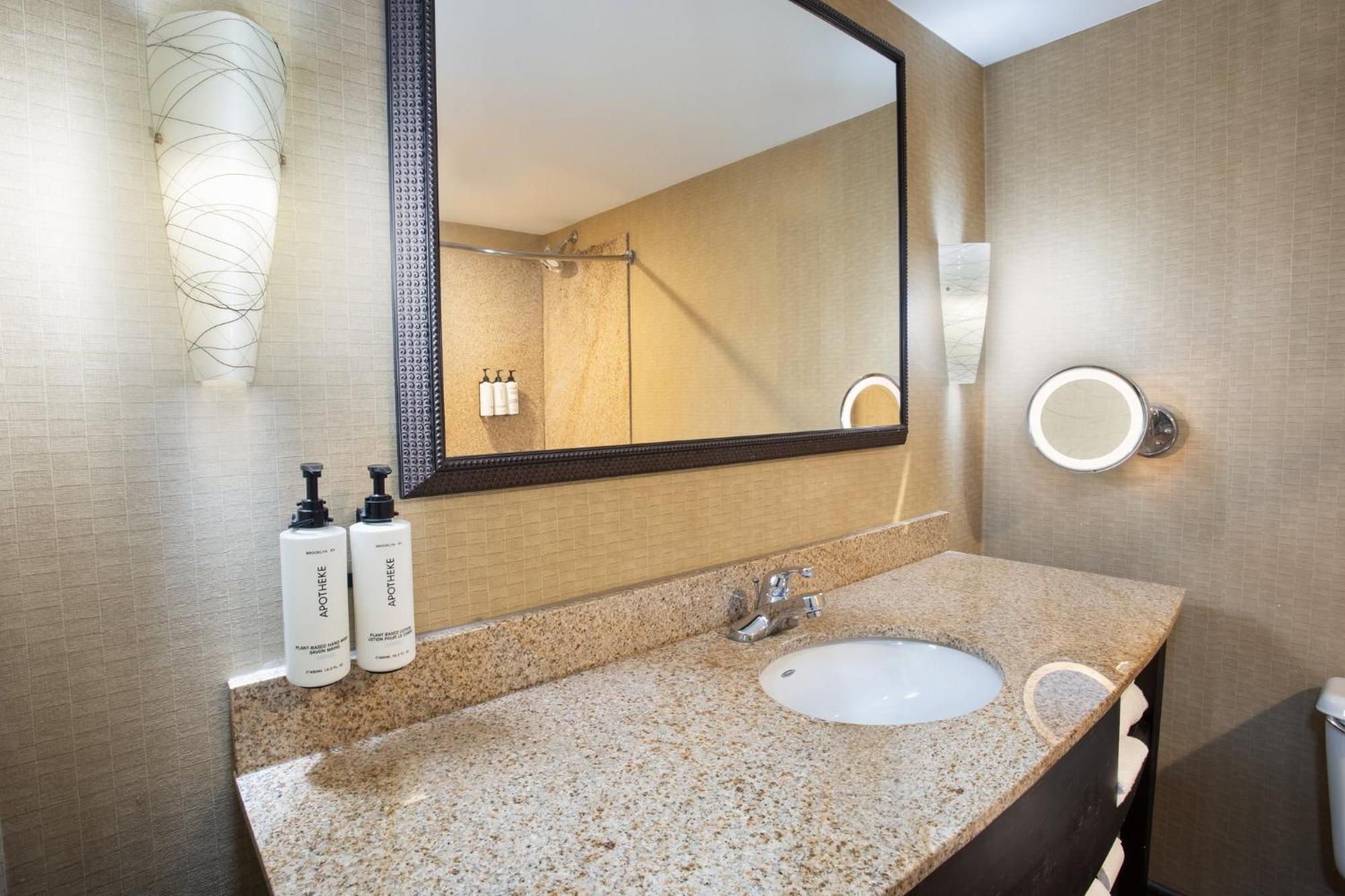 Crowne Plaza Greenville By Ihg Dış mekan fotoğraf